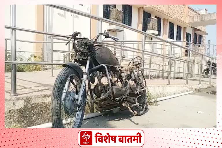 cold nagpur thief burnt bike