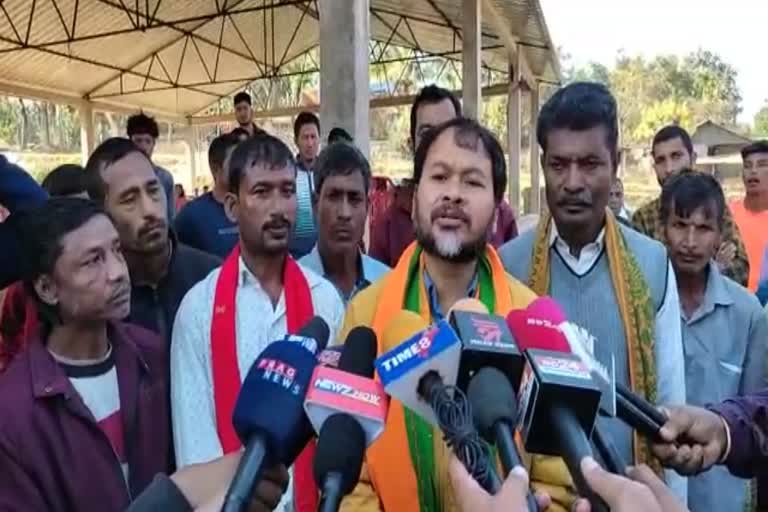 akhil-gogoi-condemns-attack-on-aasu-workers-in-dibrugarh