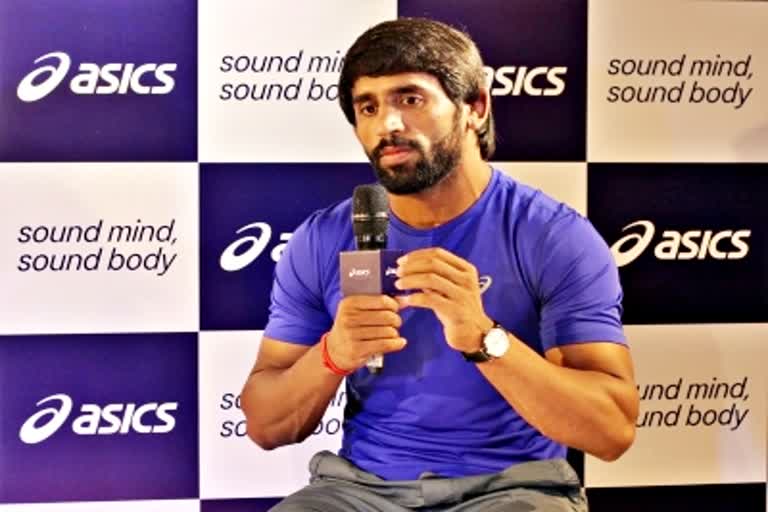 Bajrang Punia  बजरंग पुनिया  Bajrang Punia arrives Moscow  training camp  training camp in Moscow  Sports News  खेल समाचार  टोक्यो ओलंपिक  कांस्य पदक विजेता  पहलवान बजरंग पुनिया  मास्को  अभ्यास शिविर