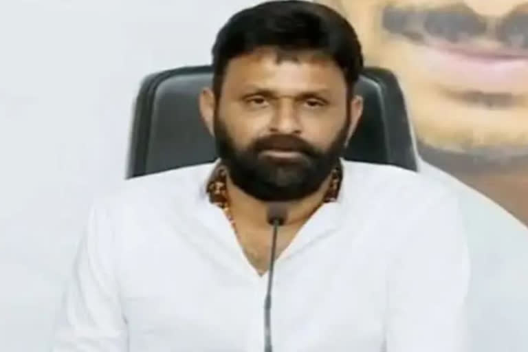 వంగవీటి రాధాకు 2 ప్లస్‌ 2 గన్‌మెన్లు ఇవ్వాలని సీఎం ఆదేశించారు: కొడాలి నాని