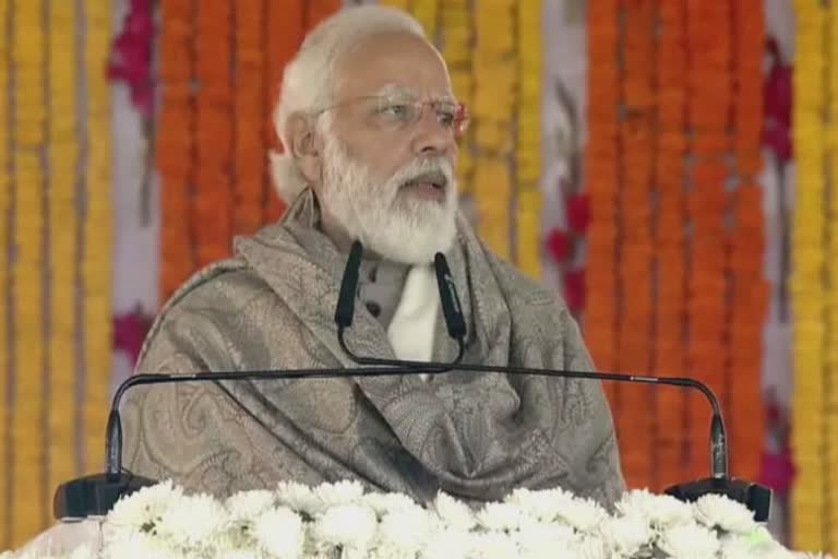 PM Modi Kanpur Visit: મોદીએ પહેલાની સરકારોને લીધી આડેહાથ, બોલ્યા- UPમાં અમે ડબલ સ્પીડમાં કામ કરી રહ્યા છીએ