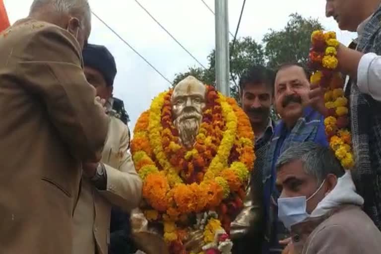 Statue Of Rishi Kumar Koushal In Reasi: ریاسی میں آنجہانی رشی کمار کوشل کا مجسمہ نصب