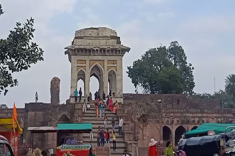 Mandu Festival start from 30 December