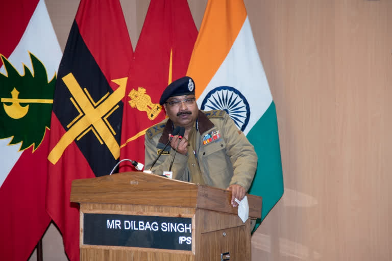 Army holds seminar on 'symbiotic relationship-overground workers and conflict economy in J-K'