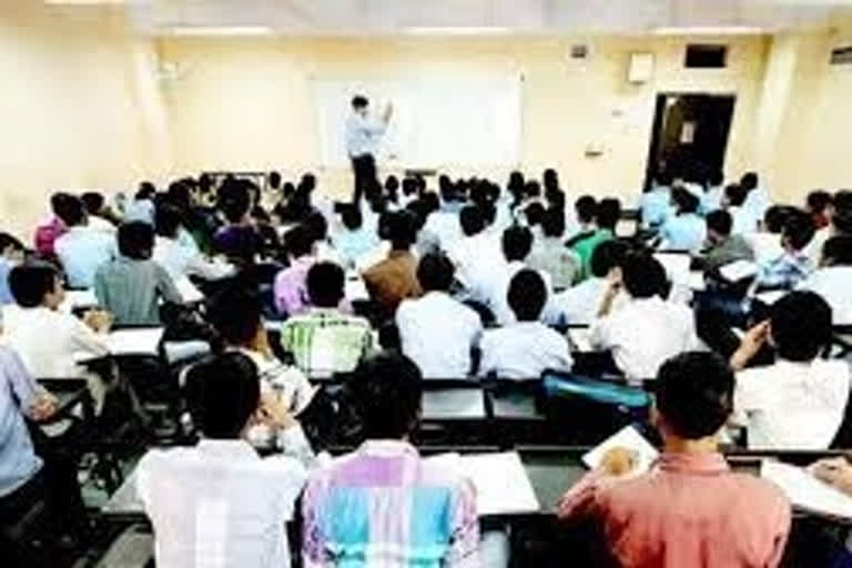 Language problem to teach in English medium in government schools
