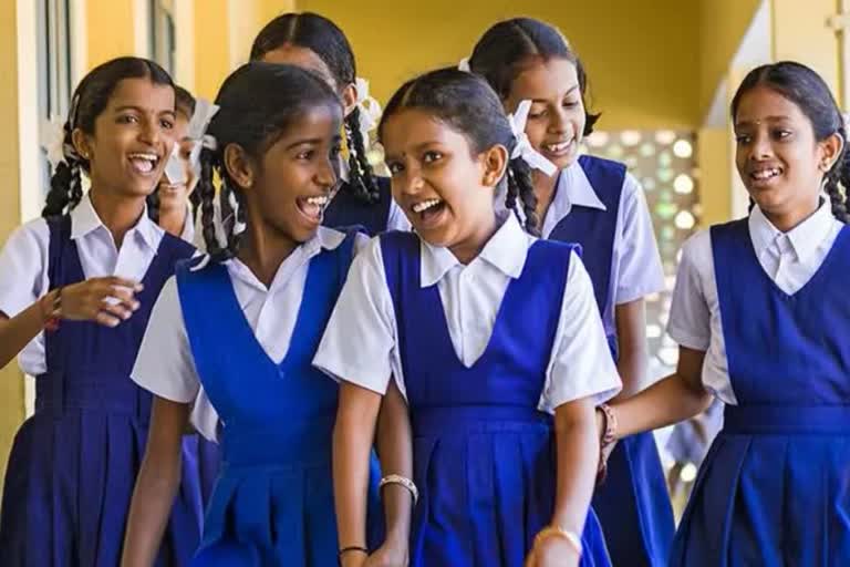 School Reopen in Cuttack: ଶିକ୍ଷାଧିକାରୀଙ୍କ ସହ ଆଲୋଚନା ପରେ ନିଆଯିବ ନିଷ୍ପତ୍ତି