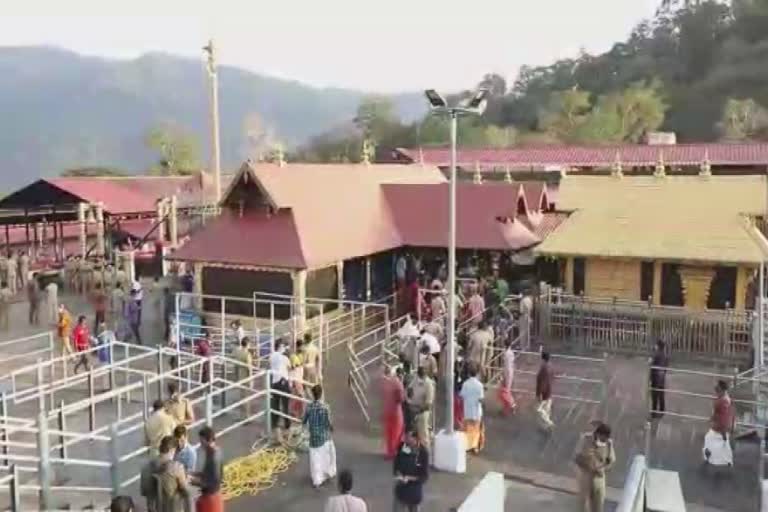 sabarimala shrine opened for Makaravilakku Pilgrimage  sabarimala news  pathanamthitta sabarimala shrine  ശബരിമല നട തുറന്നു  ശബരിമല മകരവിളക്ക് തീര്‍ഥാടനം  ശബരിമല വാർത്ത