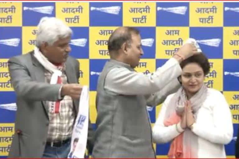 Anju Sehwag Join Aam Aadmi Party