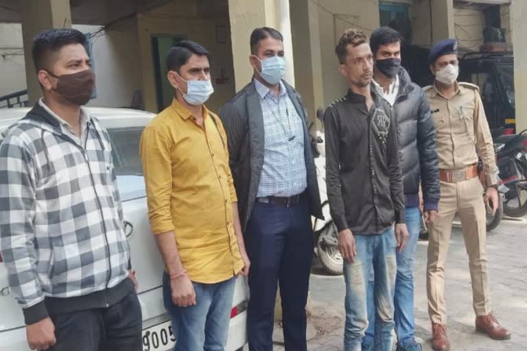 MD Drugs Seized in Ahmedabad: અમદાવાદમાંથી ડ્રગ્સના જથ્થા સાથે ડ્રગ પેડલર પણ ઝડપાયો