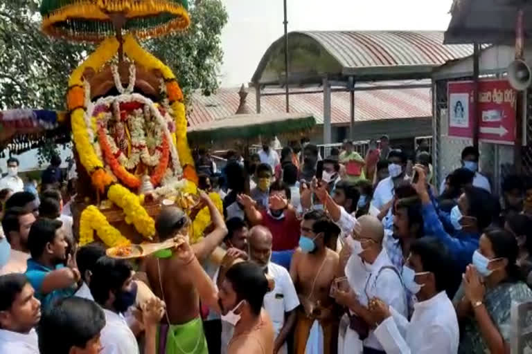 Prakara Seva at Annavaram