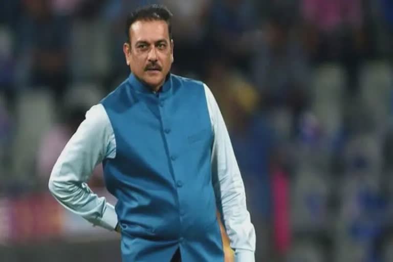 Ravi Shastri New Year Celebration 2022 : પૂર્વ ભારતીય કોચે પોતાના મશહૂર અંદાજમાં નવા વર્ષને વધાવ્યું