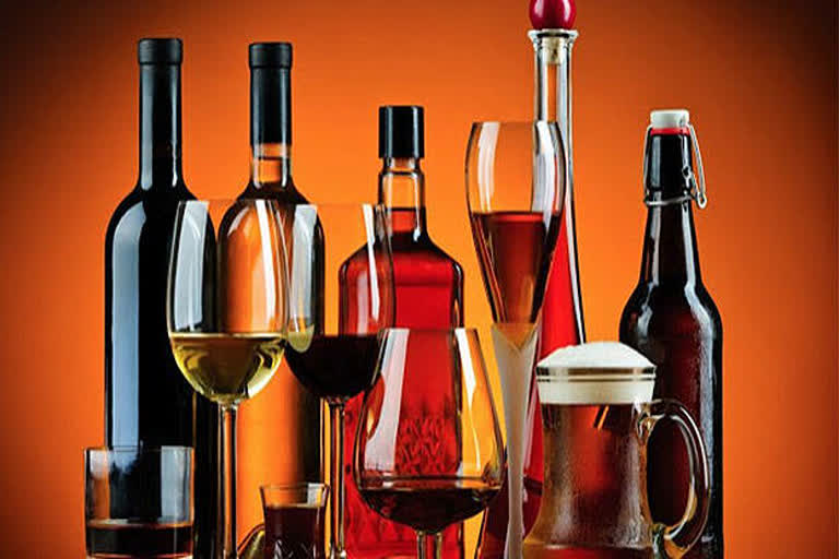 kerala liquor sales new year eve  kerala liquor sales christmas day  പുതുവത്സര ദിനം മദ്യം വിൽപന കേരളം  പുതുവത്സര തലേന്ന് മദ്യം വിൽപന  കേരള ബിവറേജസ് ഔട്ട്ലെറ്റ്  ബിവറേജസ് കോർപറേഷൻ  ബെവ്കോ