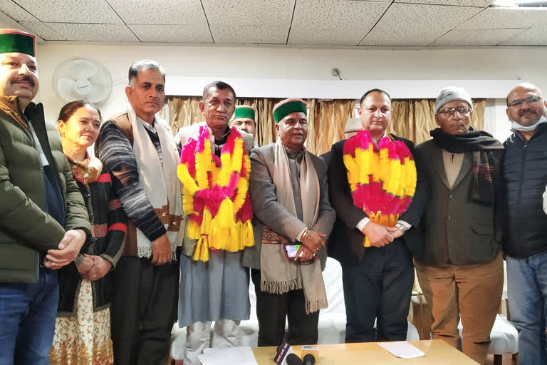 Pradeep Kanwar join Himachal Congress