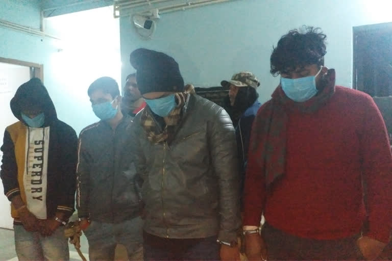 4 Youth Arrested with Liquor in Patna