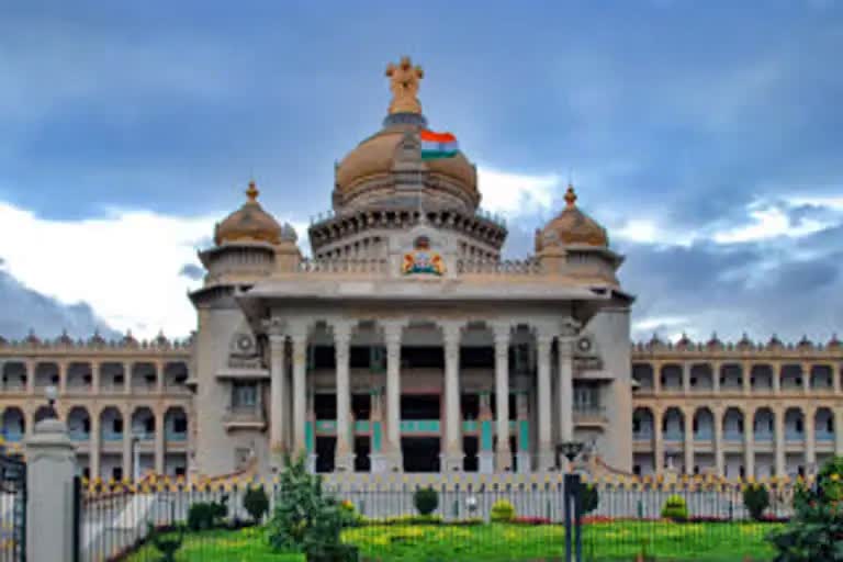 Transfers of three IAS officers, Captain Manivannan Transfers, Karnataka government transfers of IAS officers, Bengaluru news, ಮೂವರು ಐಎಎಸ್ ಅಧಿಕಾರಿಗಳ ವರ್ಗಾವಣೆ, ಕ್ಯಾಪ್ಟನ್ ಮಣಿವಣ್ಣನ್ ವರ್ಗಾವಣೆ, ಐಎಎಸ್​ ಅಧಿಕಾರಿಗಳನ್ನು ವರ್ಗಾವಣೆ ಮಾಡಿದ ಕರ್ನಾಟಕ ಸರ್ಕಾರ, ಬೆಂಗಳೂರು ಸುದ್ದಿ,