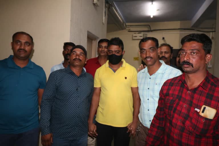 Plot mafia ST Gang leader Sanjay Telnade Arrested by Kolhapur Police