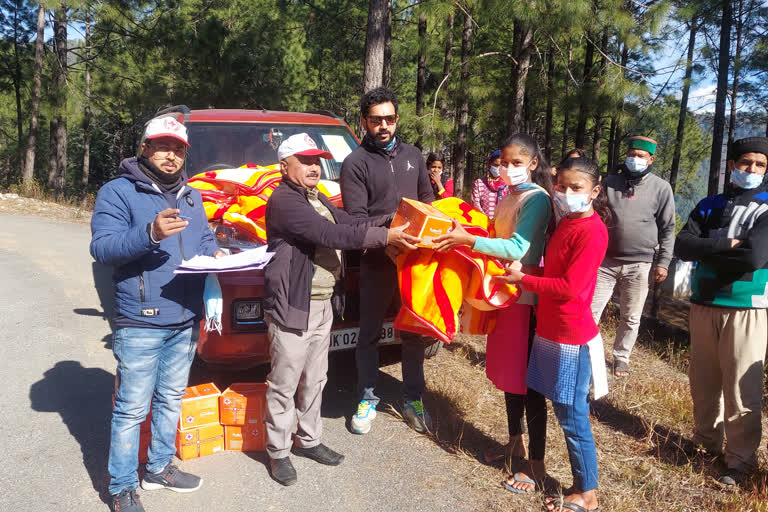 Red Cross Society distributed blankets to needy