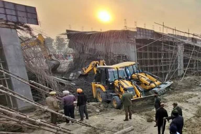 under construction bridge collapsed