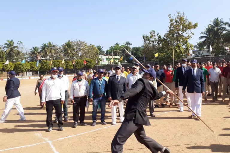 Army sports coach  Kashinath Naik innaugarte Police annual sports in Karwar