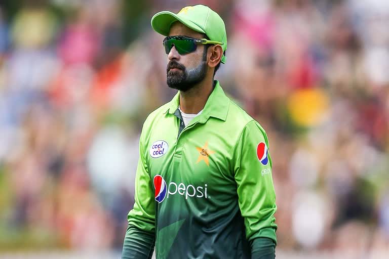 Pakistan all-rounder Mohammad Hafeez retires  Hafeez retires from international cricket  Mohammad Hafeez retirement  മുഹമ്മദ് ഹഫീസ് അന്താരാഷ്‌ട്ര കരിയര്‍ അവസാനിപ്പിച്ചു  പാകിസ്ഥാന്‍ ഓള്‍റൗണ്ടര്‍ മുഹമ്മദ് ഹഫീസ് വിരമിച്ചു