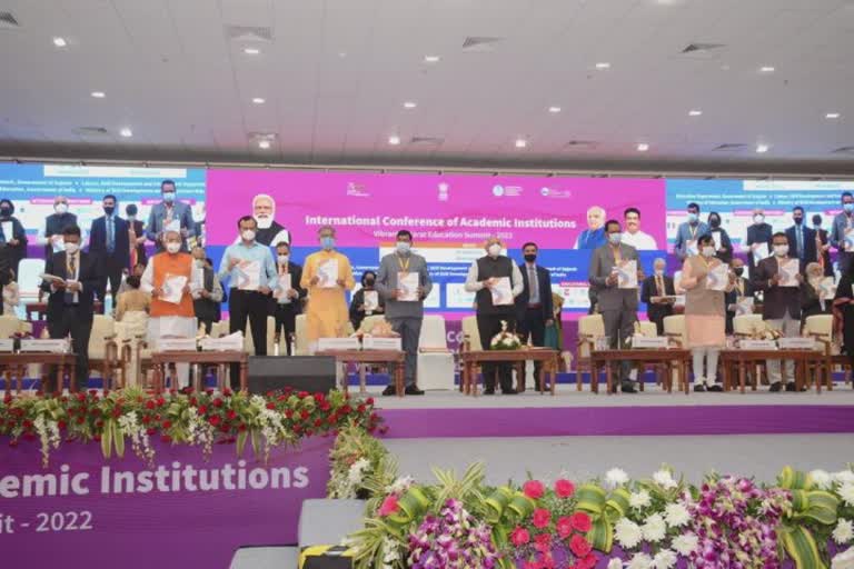 Vibrant Gujarat Education Summit 2022: સાયન્સ સિટી ખાતે મુખ્યપ્રધાન ભૂપેન્દ્ર પટેલે લોન્ચ કરી સ્ટુડન્ટ પોલિસી 2.0