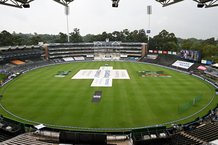 Rain delays start of fourth day's play, Rain delays India vs South Africa match, Rain in Johannesburg, Rain delays fourth day