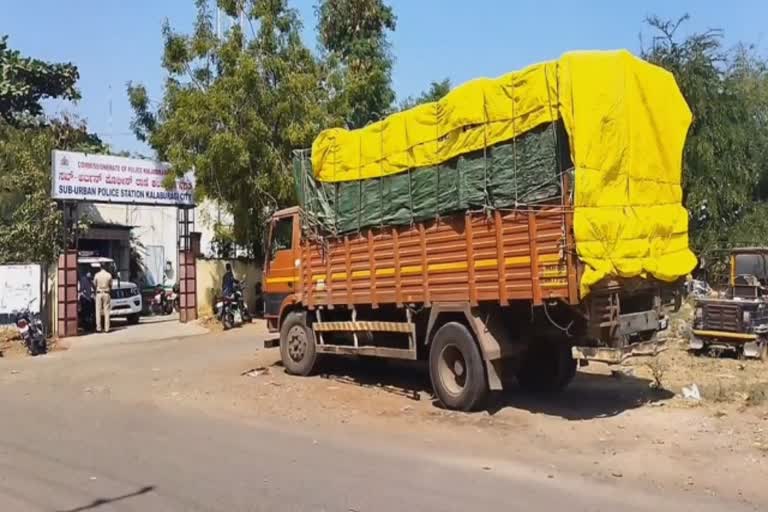 illegally ration rice transporting