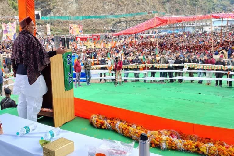 defense-minister-rajnath-singh-targeted-the-opposition-fiercely-in-uttarkashi-vijay-sankalp-yatra