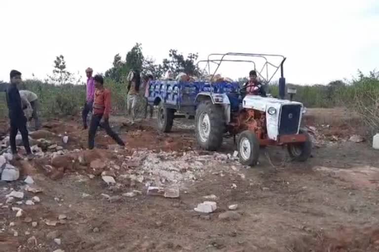 Illegal excavation on tribal land in Panna