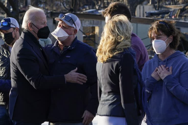 Biden surveys Colorado wildfire damage,