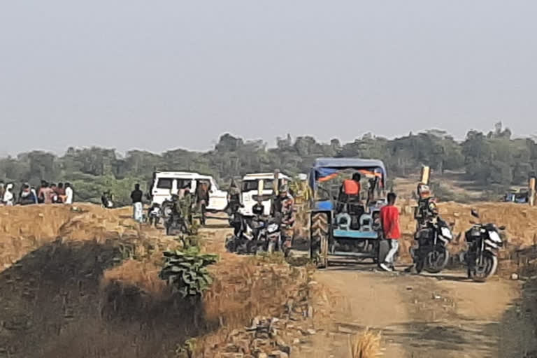 illegal stone businessmen in Dumka