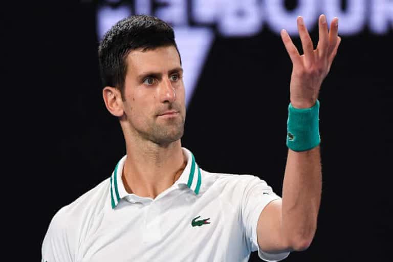 Reports: Lawyers say Djokovic had COVID-19 last month