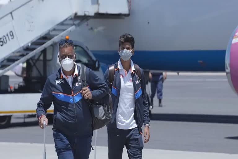 Team india players arrive in Cape Town for 3rd Test