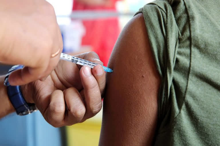 Over 17.74 cr unutilized COVID-19 vaccine doses still available with States/UTs