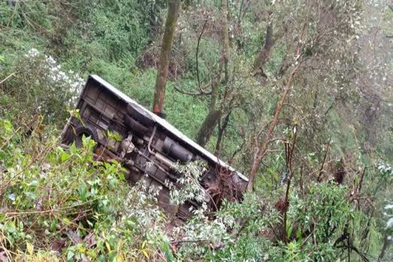 Bus accident in Salt of Almora