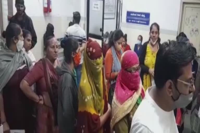 Seasonal Epidemic in Rajkot : રાજકોટમાં છેલ્લા એક અઠવાડિયામાં તાવ, ઉધરસ, શરદી જેવી સામાન્ય બિમારીઓના આંકડાઓ ચોકાવનારો