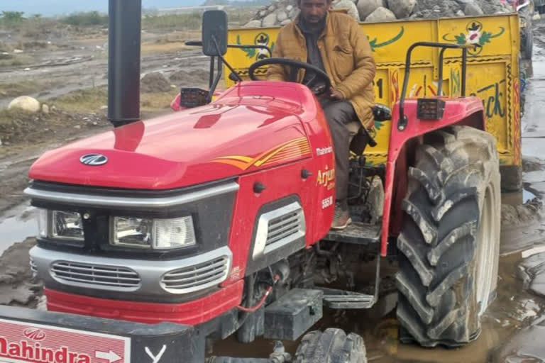 Illegal mining in Paonta Sahib