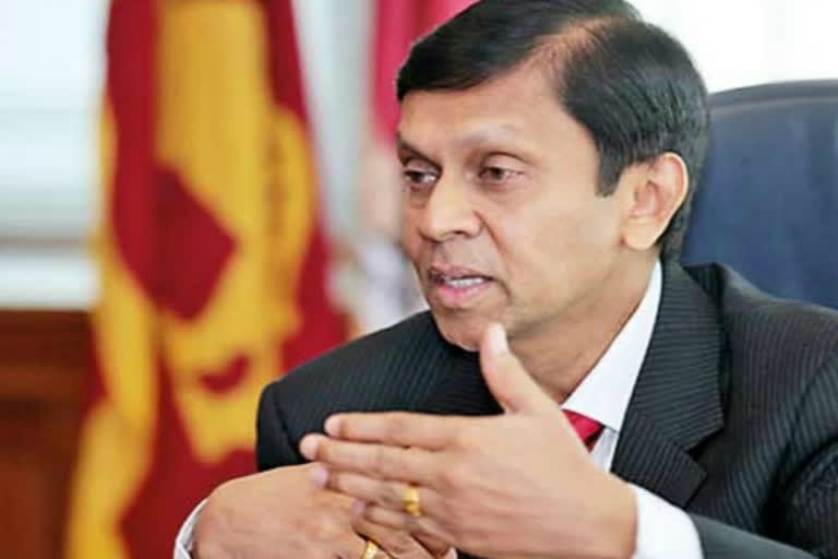 The Governor of Sri Lankan Central Bank Ajith Nivard Cabraal said on Wednesday that Sri Lanka is negotiating a USD one billion loan from India to import goods from the country.