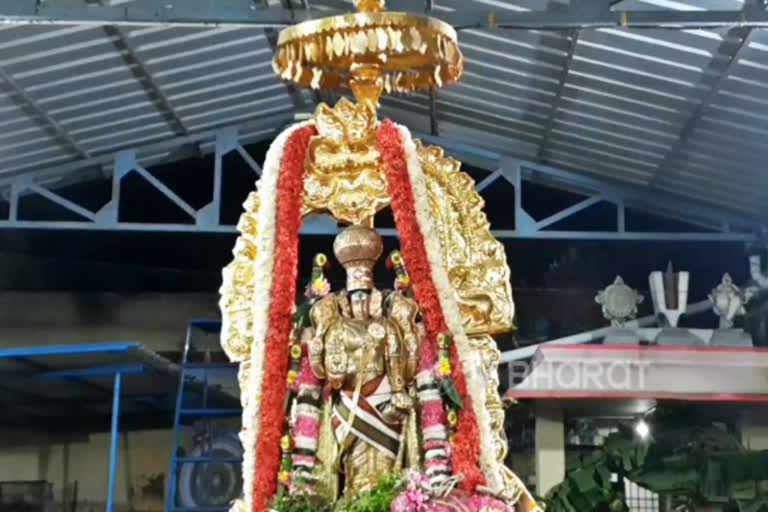 Thiruinthalur Parimalarenganathar temple  Mayiladuthurai Thiruinthalur Parimalarenganathar temple  sorgavasal open  Parimalarenganathar temple sorgavasal open  சொர்கவாசல் திறப்பு  மயிலாடுதுறை திருஇந்தளுர் பரிமளரெங்கநாதர் ஆலயம்  திருஇந்தளுர் பரிமளரெங்கநாதர் ஆலயத்தில் சொர்கவாசல் திறப்பு