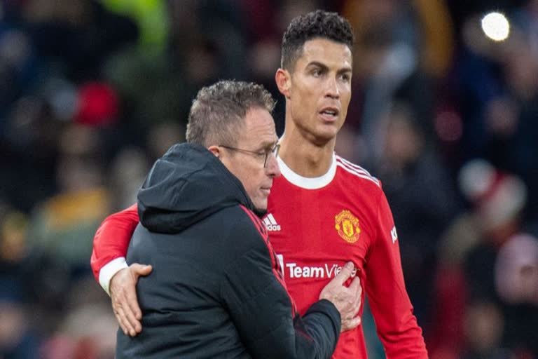 Manchester United striker Cristiano Ronaldo  Ronaldo in support of under-fire manager Ralf Rangnick  റാൽഫ് റാങ്‌നിക്കിനെ പിന്തുണച്ച് ക്രിസ്റ്റ്യാനോ റൊണാള്‍ഡോ