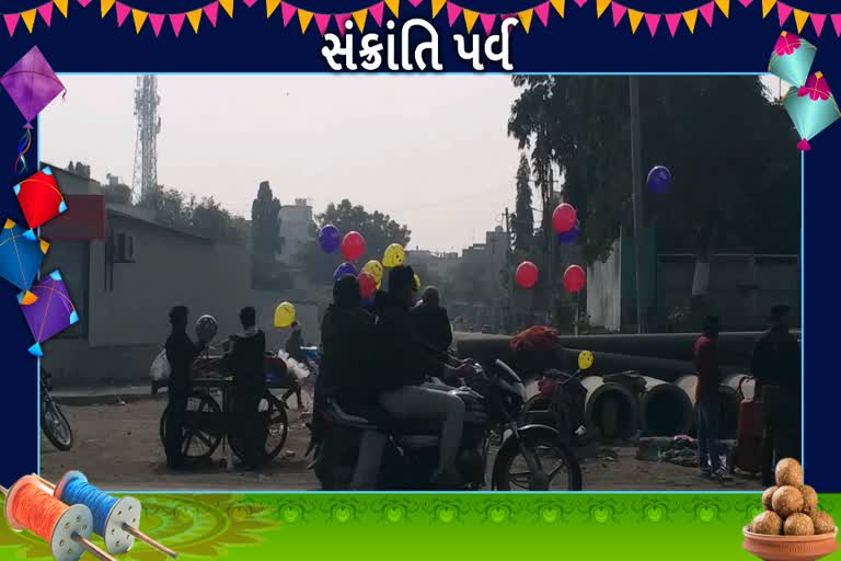 Bhavnagar residents celebrate Uttarayan 2022