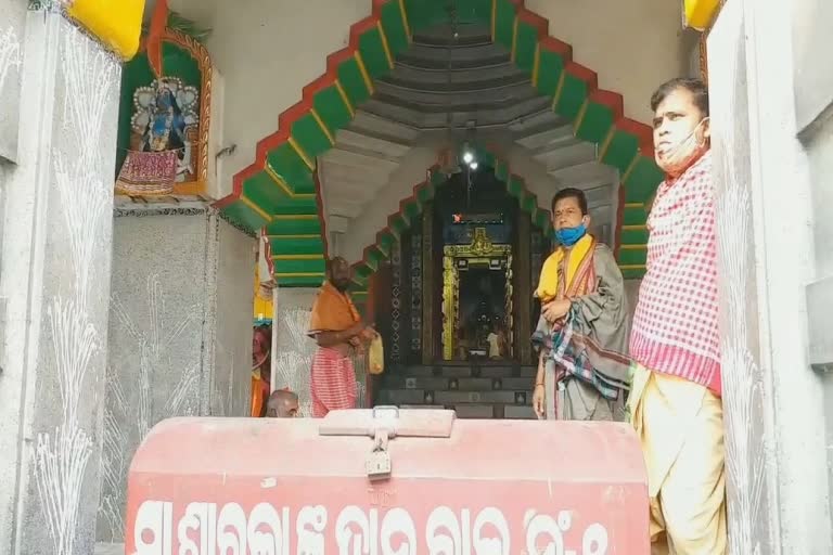 makar sankranti: Covid restriction for devotees in jagatsinghpur Sarala Pitha and Gorekhanath temple