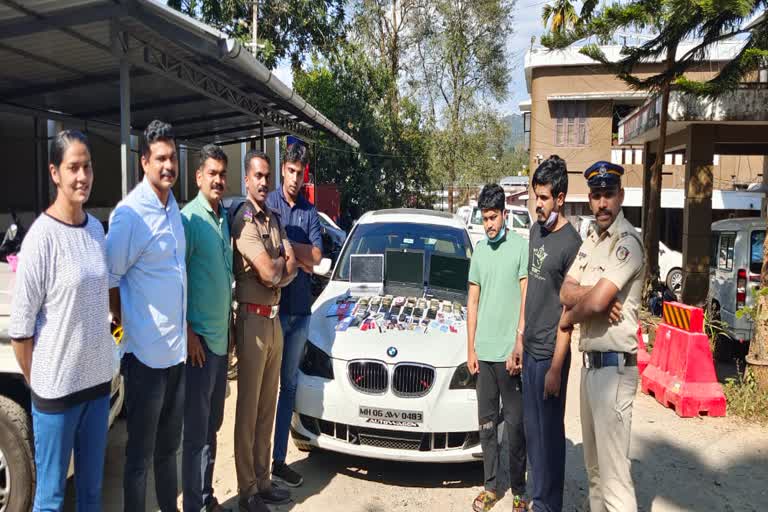 ഡാറ്റ എൻട്രി ജോലി വാഗ്‌ദാനം ചെയ്‌ത് തട്ടിപ്പ്  മുംബൈയിൽ അസം സ്വദേശികൾ അറസ്റ്റിൽ  makemytrip fake company  data entry job money fraud case  wayanad police arrested two from mumbai  വയനാട് സൈബർ ക്രൈം പൊലീസ് അസം സ്വദേശികളെ പിടികൂടി