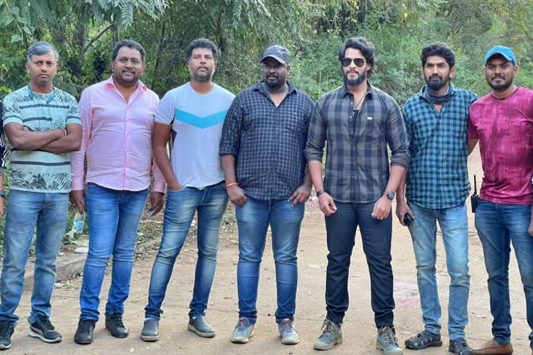 manju atharva director nikhil kumaraswamy new film