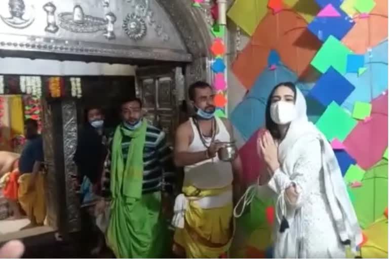 Sara Ali khan in Mahakaleshwar Temple