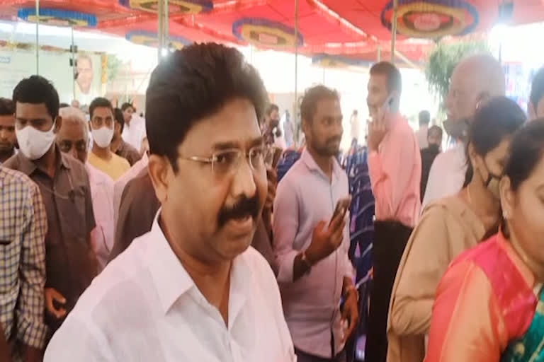 Minister Suresh on holidays for EDUCATIONAL INSTITUTIONS