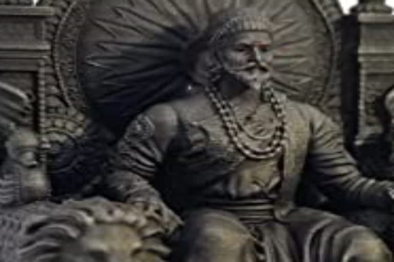 shivaji maharaj Statue