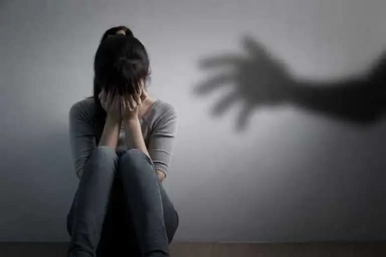 Father arrested for raping her minor daughter in Udaipur