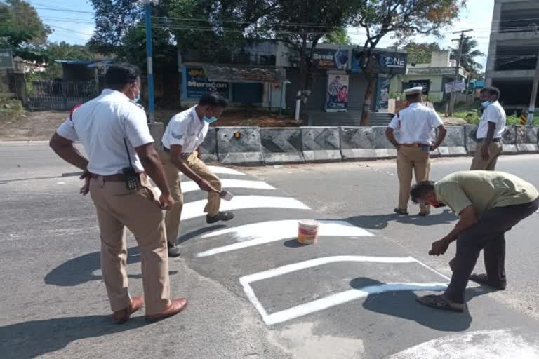 tenkasi traffic police officers