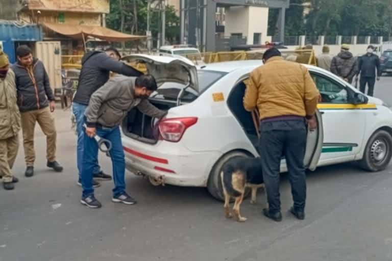 UP चुनाव के मद्देनजर चला चेकिंग अभियान